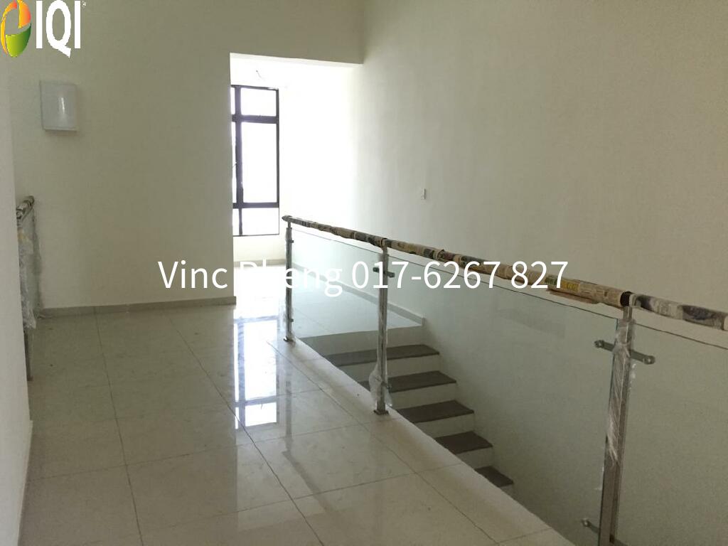 RM520K! BELOW BANK VALUE Superlink @ Ozana Residences image