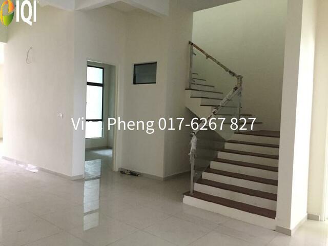 RM520K! BELOW BANK VALUE Superlink @ Ozana Residences image