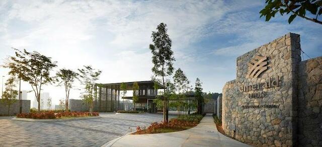 Lakefront Condominium | Emerald Hills @ Alam Damai