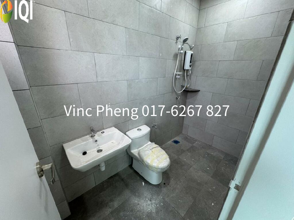 AFFORDABLE BRAND NEW 2 Storey Terrace For Rent @ Krubong Heights image