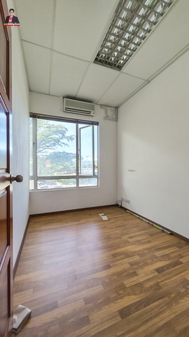 BSA Kolombong | 1st Floor Office | 4 Partition Rooms image