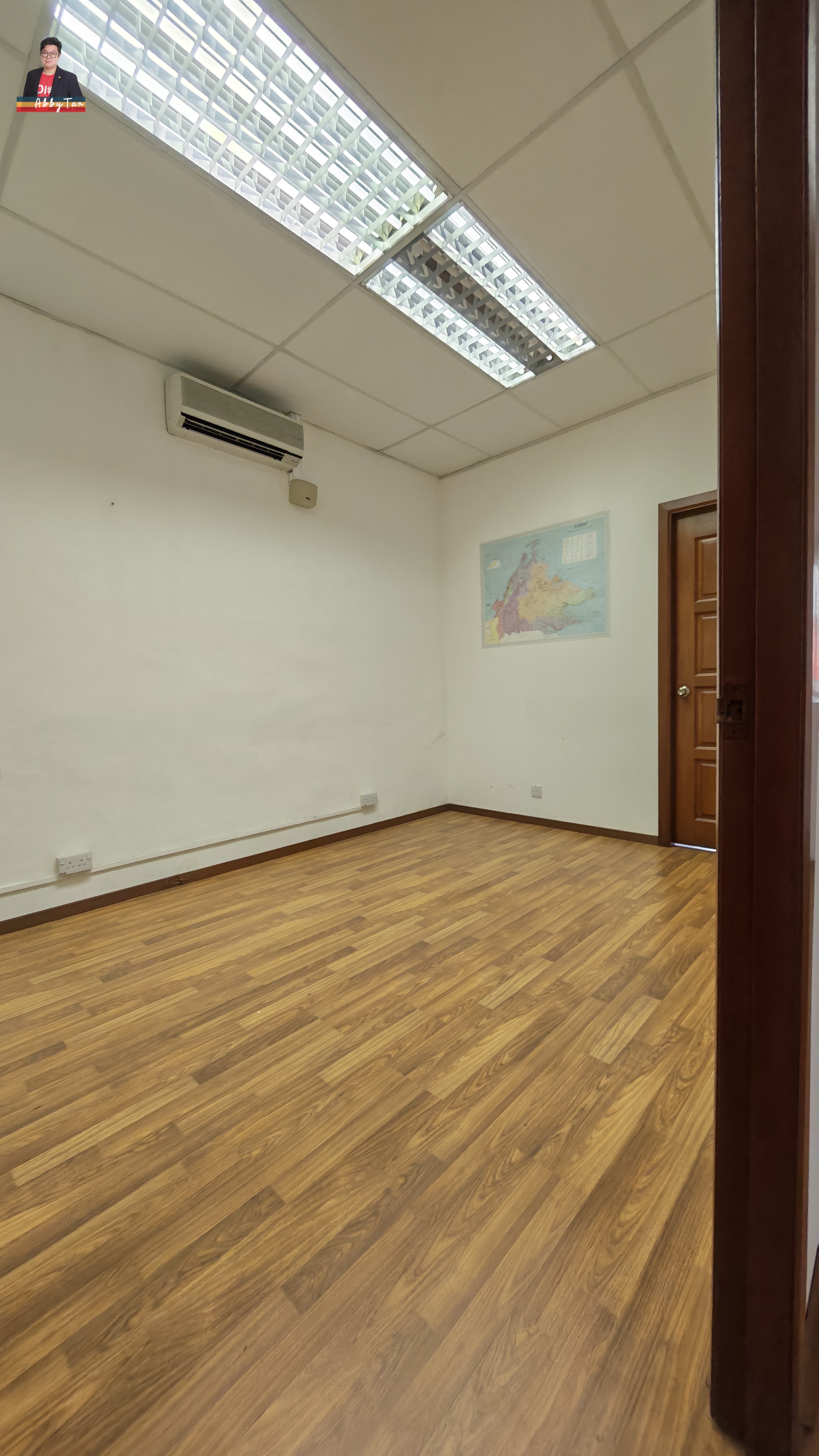BSA Kolombong | 1st Floor Office | 4 Partition Rooms image