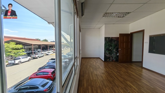 BSA Kolombong | 1st Floor Office | 4 Partition Rooms image