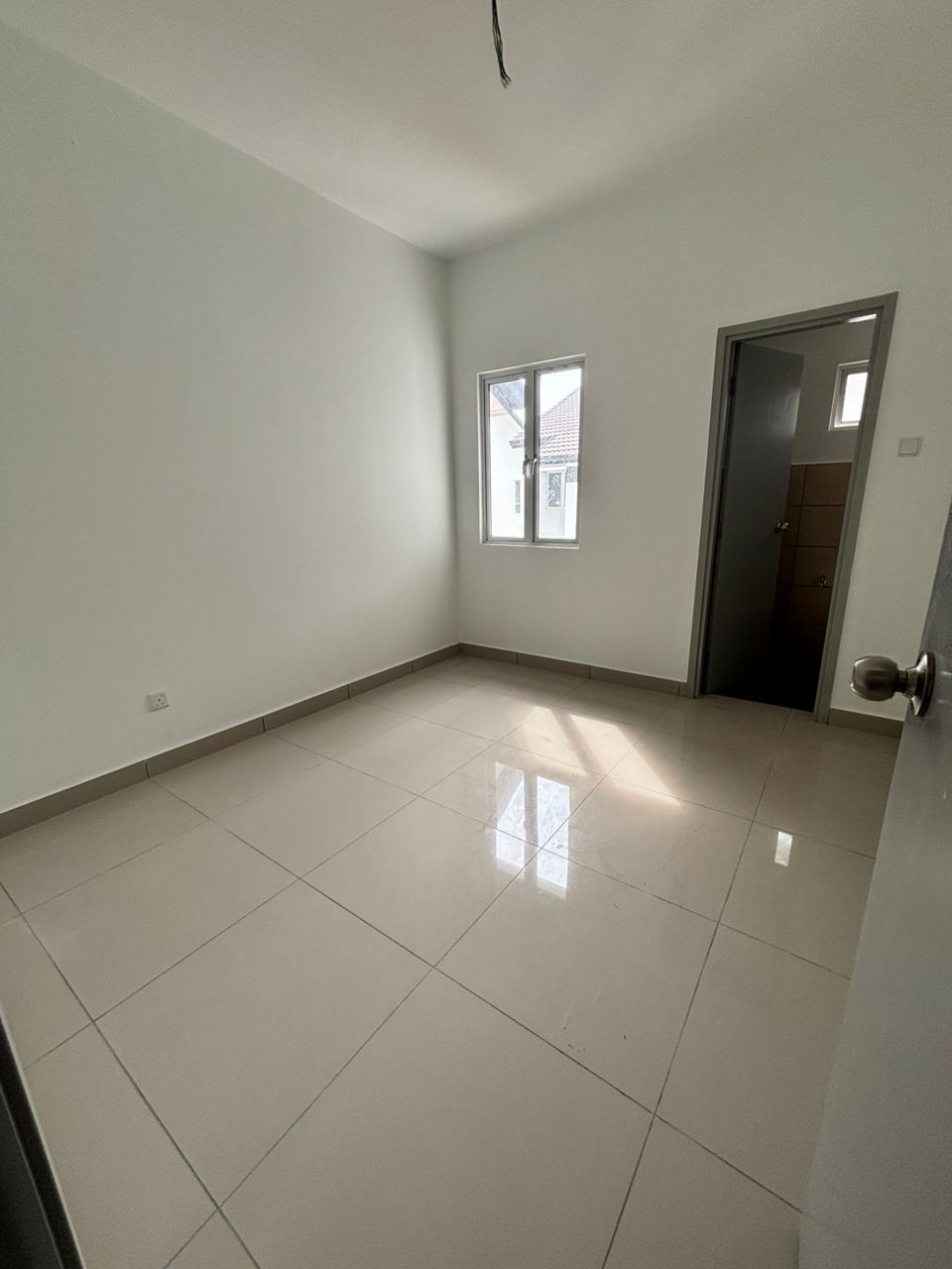 Taman Puncak Warisan 2 Sty Terrace,Kulai,Kota Tinggi,Brand New,Full Loan image