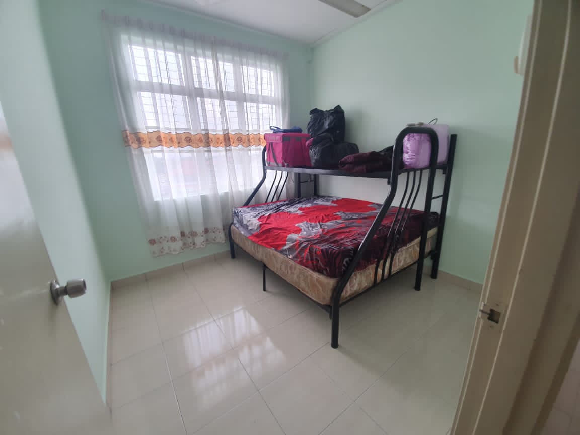 Kipark Apartment,Level 5,Tampoi,Skudai,Full Loan,Bumi Lot,Johor Bahru image