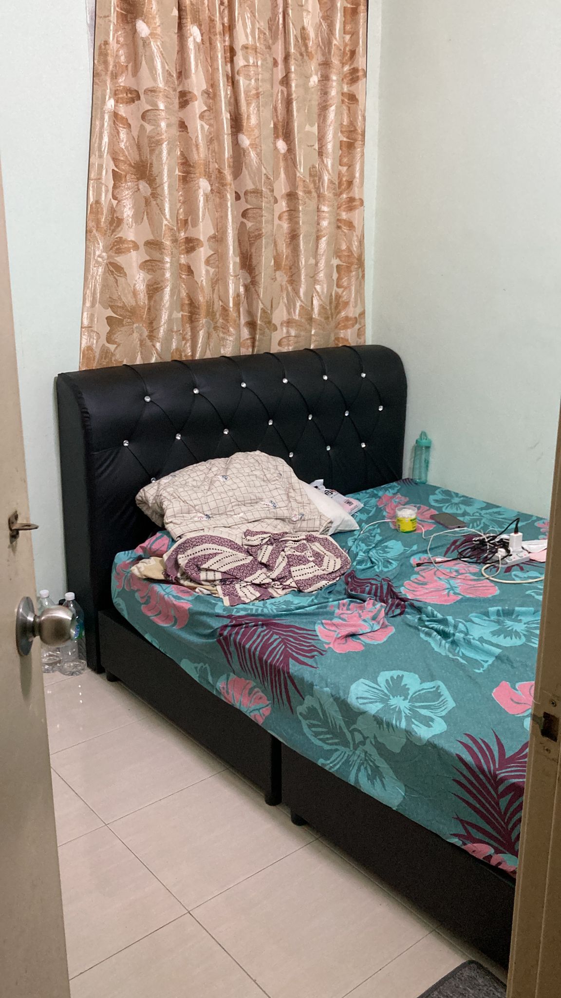 Kipark Apartment,Level 5,Tampoi,Skudai,Full Loan,Bumi Lot,Johor Bahru image
