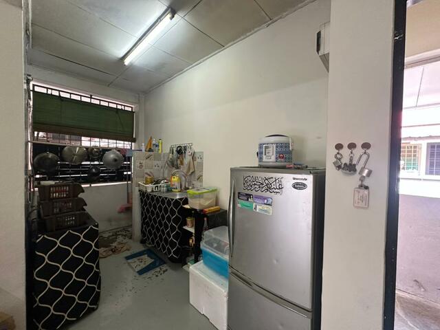 Permas Jaya Low Cost Flat,Masai,Johor Bahru,Level 5,Gng image