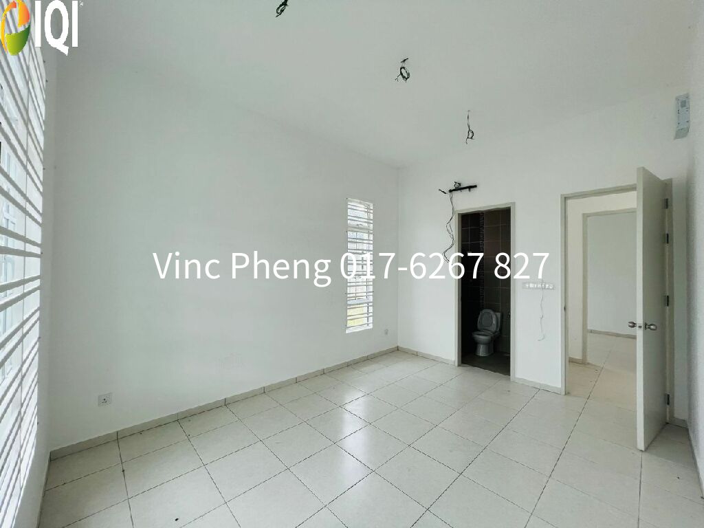 RM560K ONLY! SPACIOUS Bungalow 75x50 @ Taman Anjung Gapam Jasin Melaka image