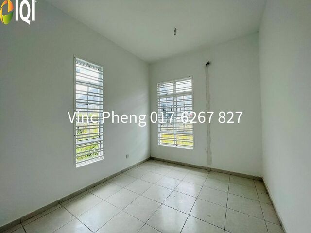 RM560K ONLY! SPACIOUS Bungalow 75x50 @ Taman Anjung Gapam Jasin Melaka image