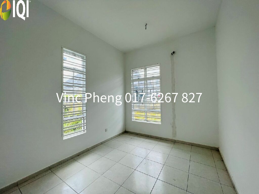 RM560K ONLY! SPACIOUS Bungalow 75x50 @ Taman Anjung Gapam Jasin Melaka image