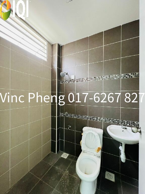 RM560K ONLY! SPACIOUS Bungalow 75x50 @ Taman Anjung Gapam Jasin Melaka image