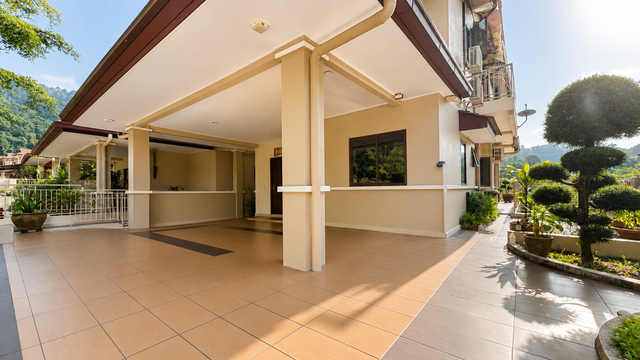 Lakeview Twin Villa image