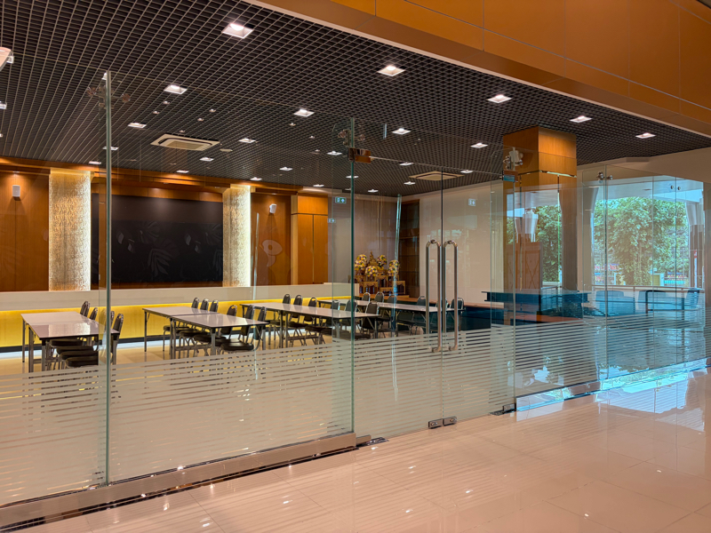 Integrated Commercial  Space for Lease JW Tower  in Prime Location, Srinakarin Road Bangkok image