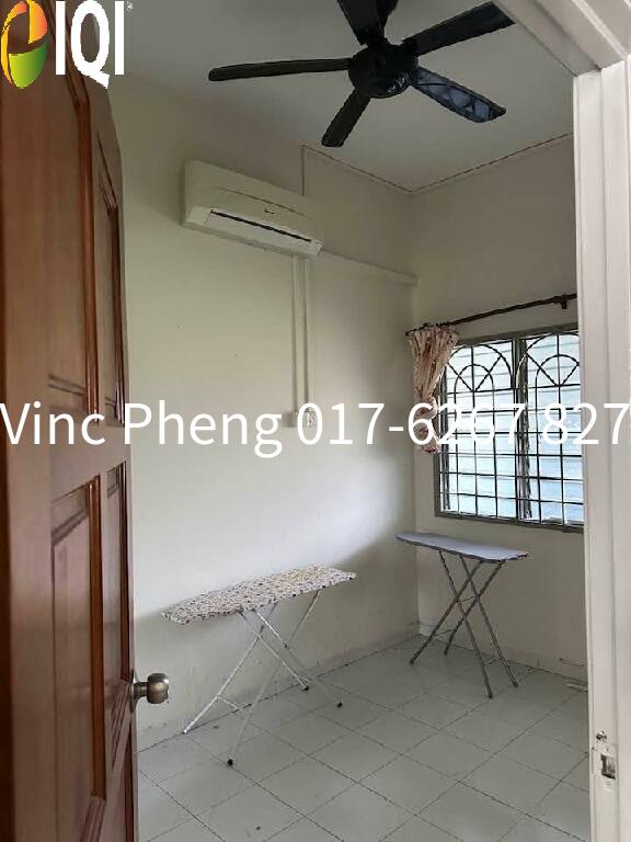 BEST VALUE! SPACIOUS 2 Storey Terrace @ Ayer Keroh Heights image