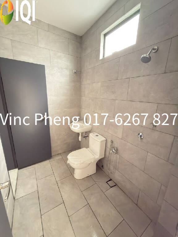 BRAND NEW WITH SMART LOCK DOOR Terrace @ iMolek Pengkalan Impian image