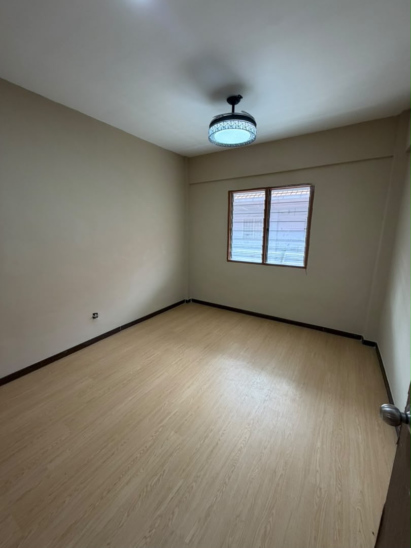 Plentong Hijauan Utama Low Cost Flat,Jalan Bunga Teratai,Tingkat 5 image