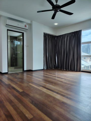 R55 CONDOMINIUM image