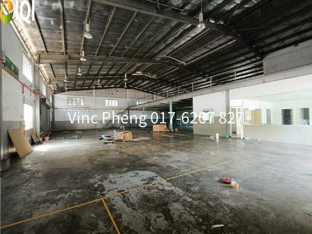 22,000sqft STRATEGIC Ayer Keroh Detached Factory Warehouse For Rent image