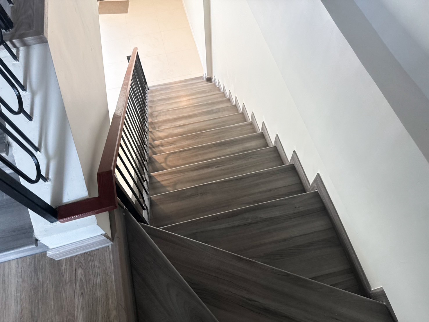 St. Moritz Bangsue Luxury 3-Storey Townhome image