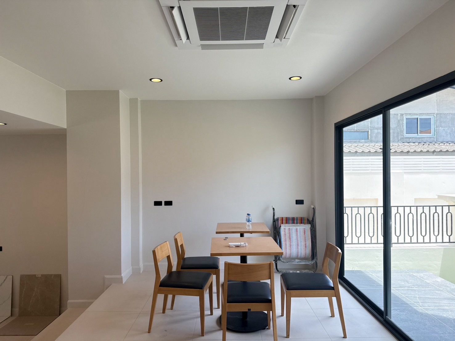 St. Moritz Bangsue Luxury 3-Storey Townhome image