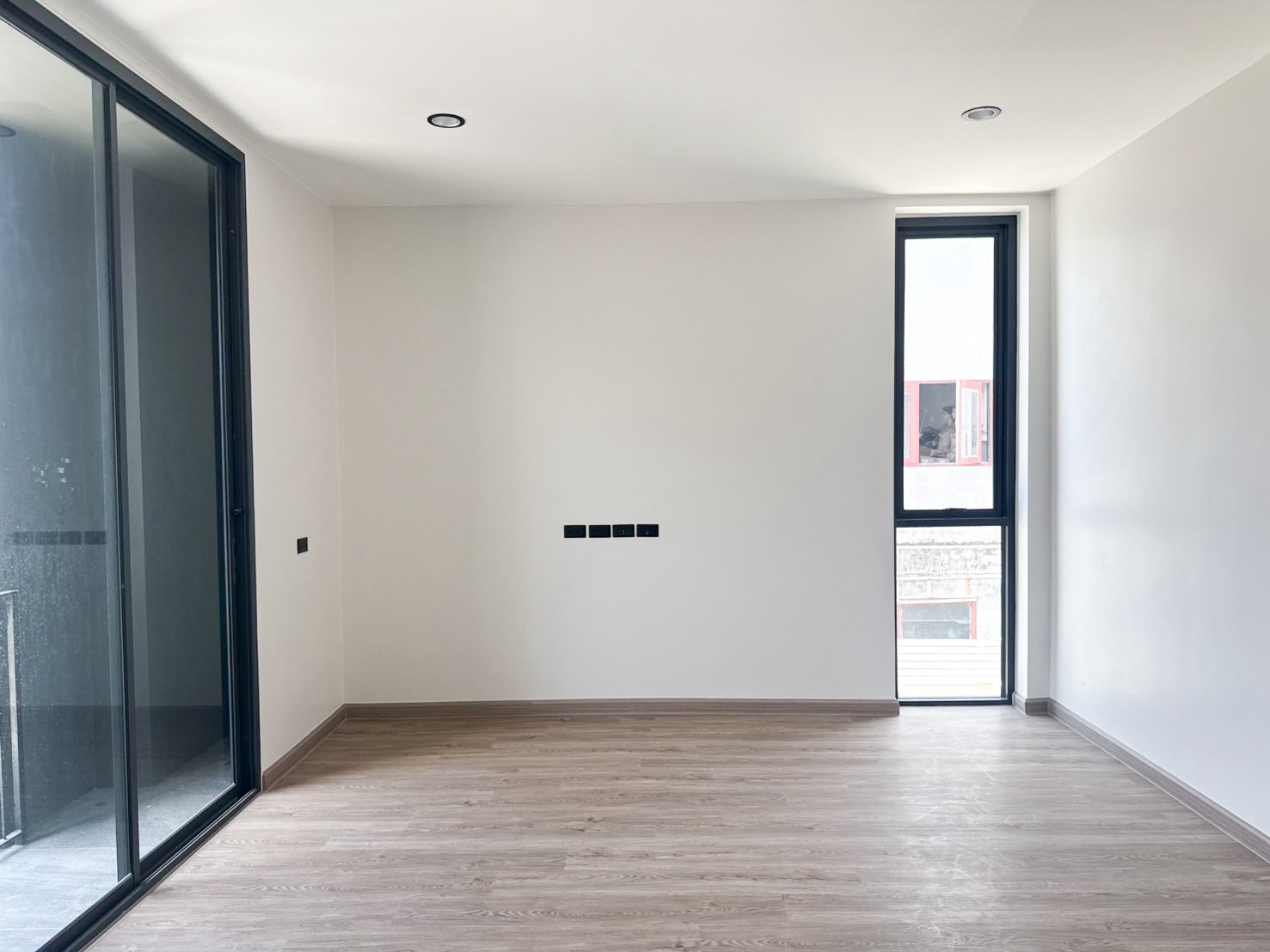 St. Moritz Bangsue Luxury 3-Storey Townhome image