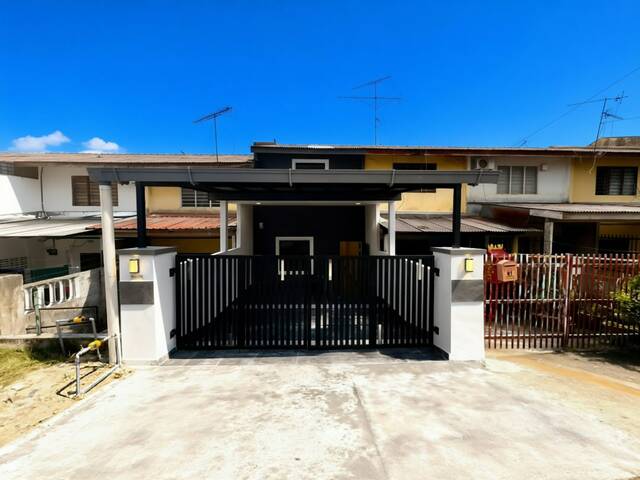 Taman Saleng 2 Sty Low Cost,Jalan Serunai,Kulai,Renovated,Extend image