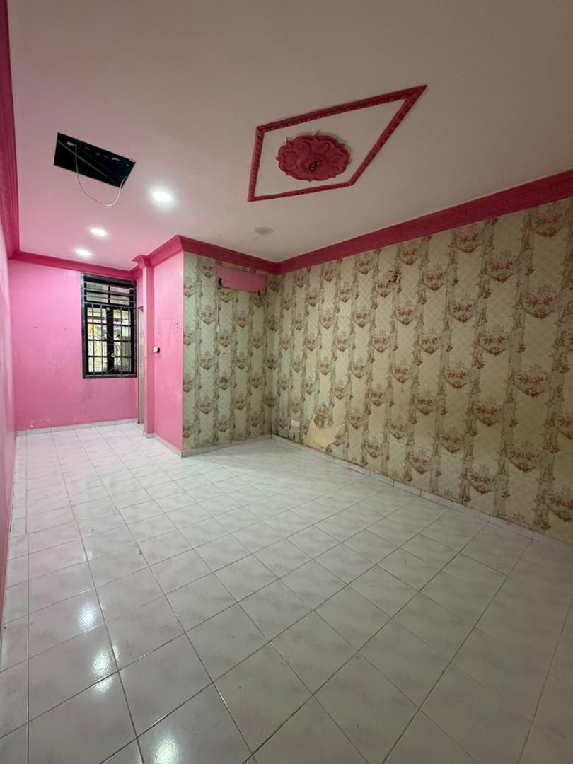 Taman Puteri Wangsa Single Storey Terrace,Jalan Keris,Ulu Tiram,Renovated image
