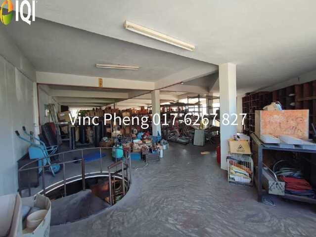 PRIME FREEHOLD CORNER 4 Storey Shoplot Near Jonker @ KG Hulu Melaka image