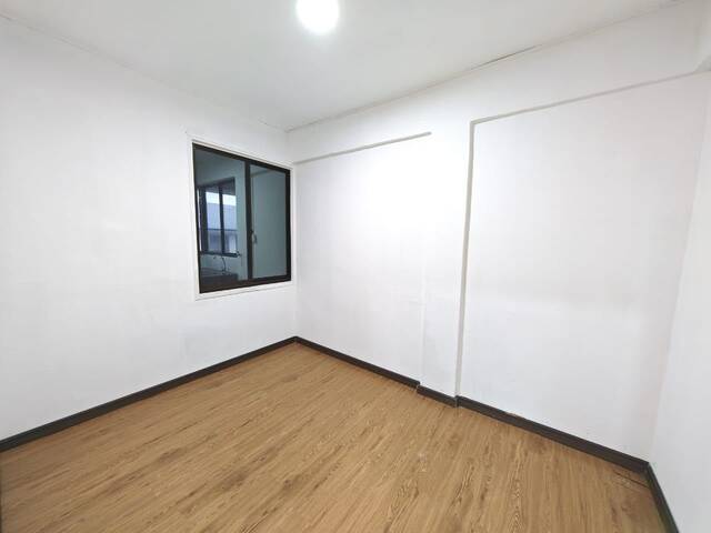 Desa Tebrau Low Cost Flat,Sri Lanang,Level 5,Jalan Harmonium,Renovated image