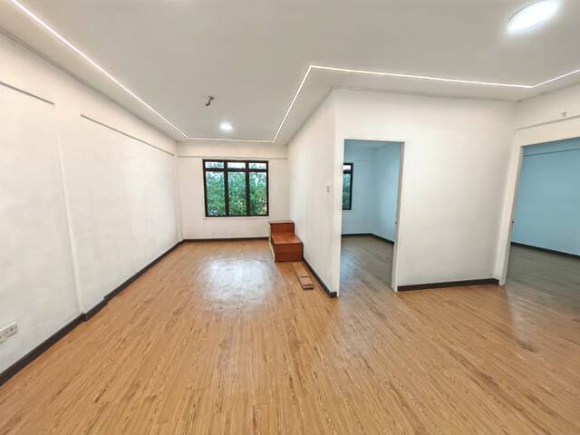 Desa Tebrau Low Cost Flat,Sri Lanang,Level 5,Jalan Harmonium,Renovated image