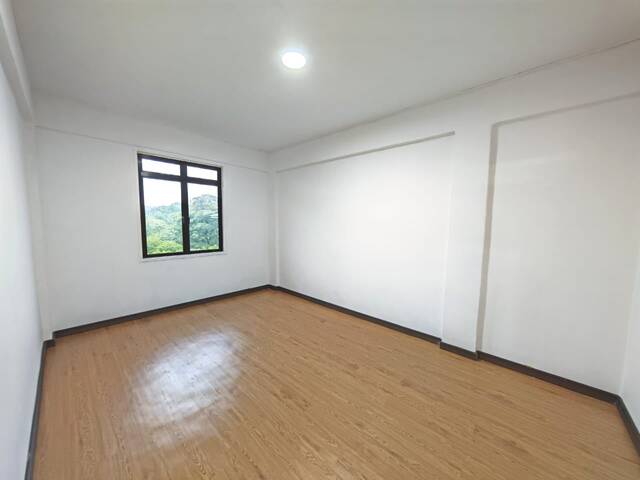 Desa Tebrau Low Cost Flat,Sri Lanang,Level 5,Jalan Harmonium,Renovated image