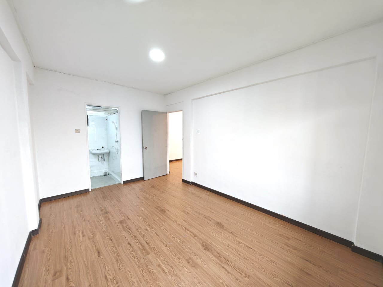 Desa Tebrau Low Cost Flat,Sri Lanang,Level 5,Jalan Harmonium,Renovated image