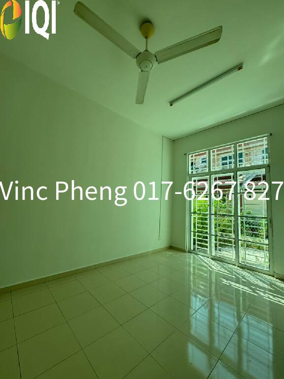 24'x75' WELL MAINTAINED Terrace @ Krubong Utama Melaka image
