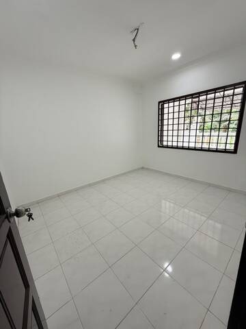 Taman Makmur Kulai 2 Sty Low Cost,Renovated,Extend,Johor Bahru image