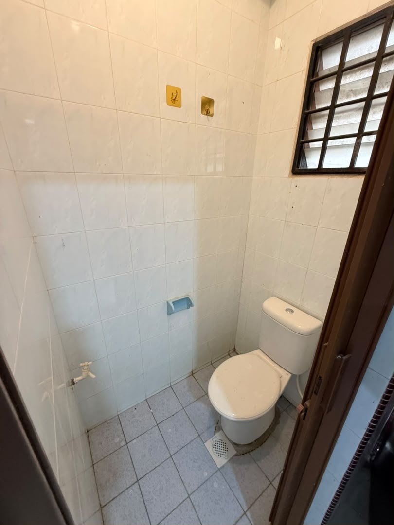 Taman Makmur Kulai 2 Sty Low Cost,Renovated,Extend,Johor Bahru image
