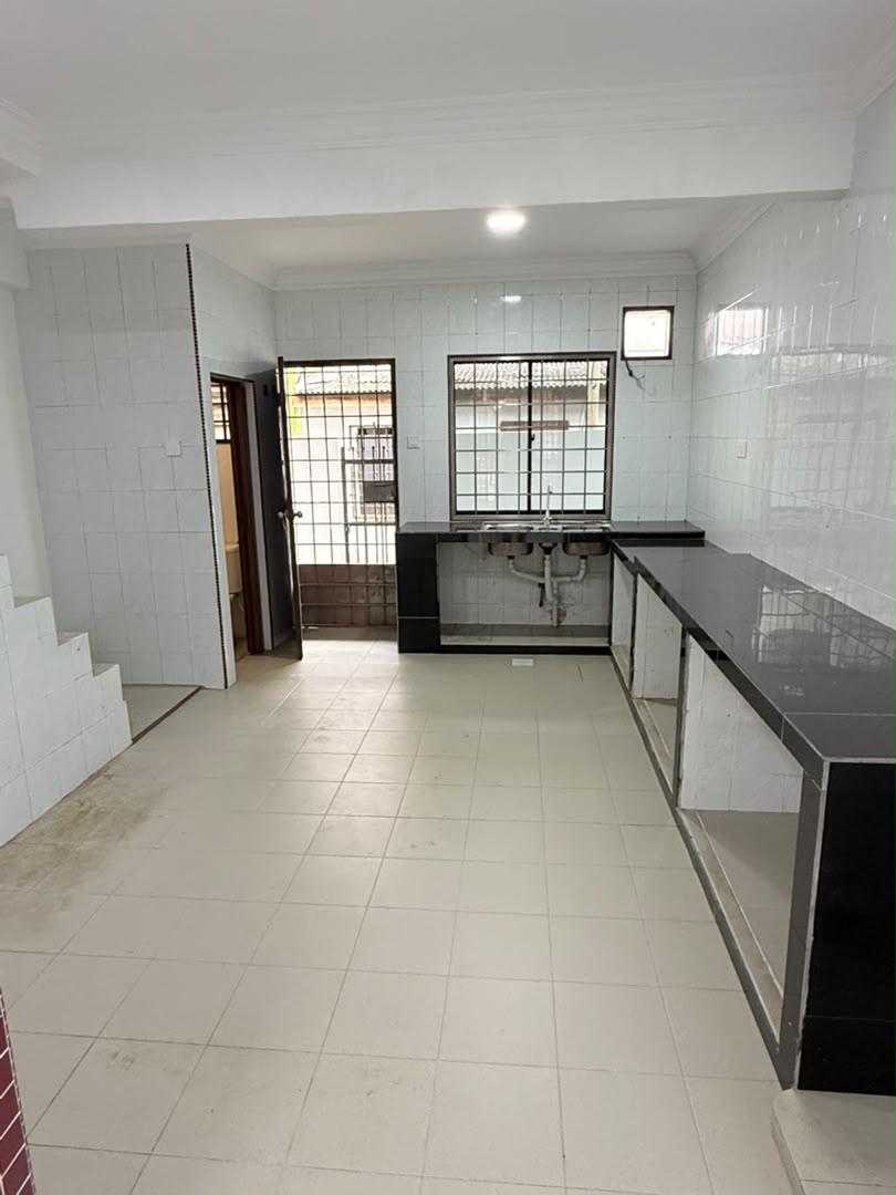Taman Makmur Kulai 2 Sty Low Cost,Renovated,Extend,Johor Bahru image