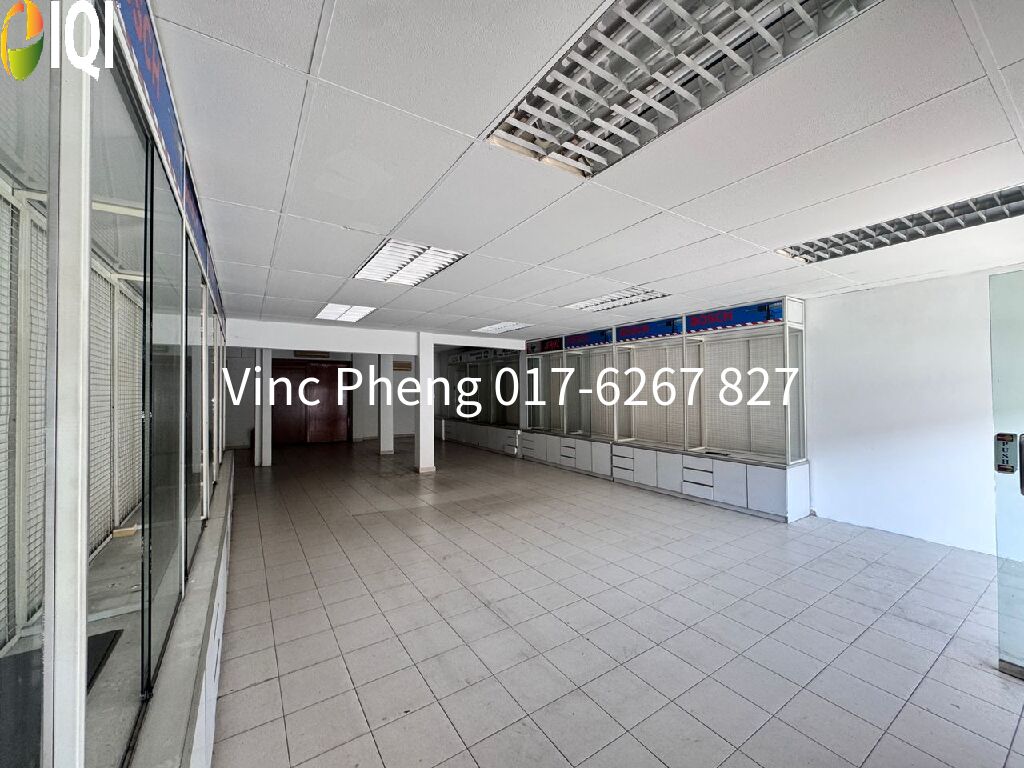 STRATEGIC 2 STOREY MAIN ROAD Shoplot  @ Ong Kim Wee Melaka image