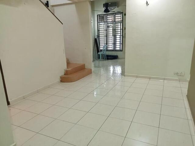 Taman Pasir Putih 2 Sty Terrace,Jalan Senangin,Pasir Gudang,Full Loan image