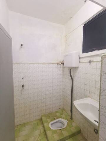 Ungku Tun Aminah Low Cost Flat,Skudai,Ground Floor,Full Loan image