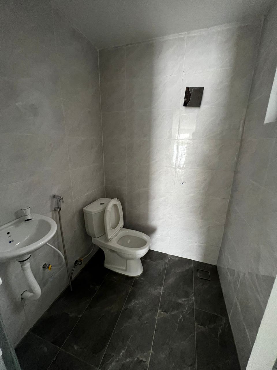 Permas Jaya 2 Sty Low Cost Corner Lot,Unblock View,Masai,Renovated image