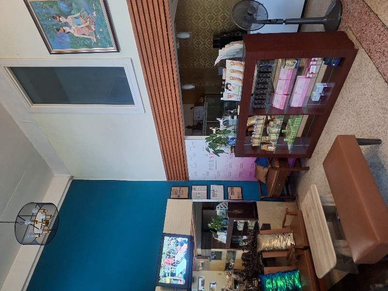Shophouse for sale near kanlapraphruek 4.5 storeys image