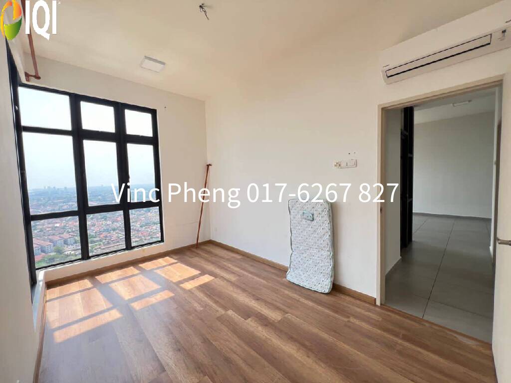WELL MAINTAINED FREEHOLD Quartz Residence @ Taman Kenanga image