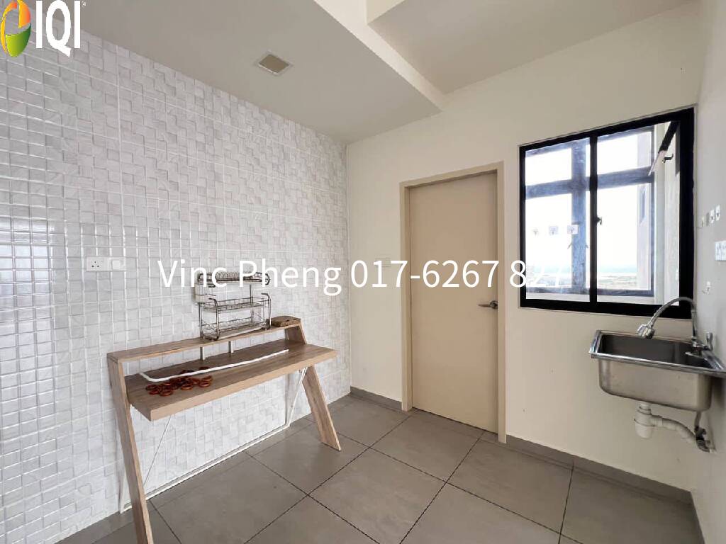 WELL MAINTAINED FREEHOLD Quartz Residence @ Taman Kenanga image