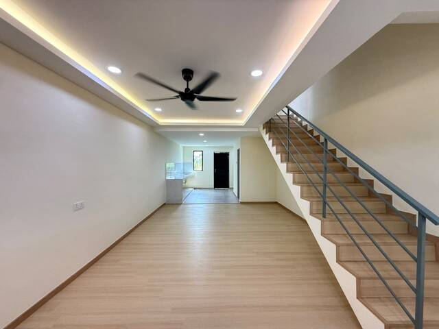Taman Scientex 2 Sty Terrace,Jalan Kedidi,Pasir Gudang,Renovated image