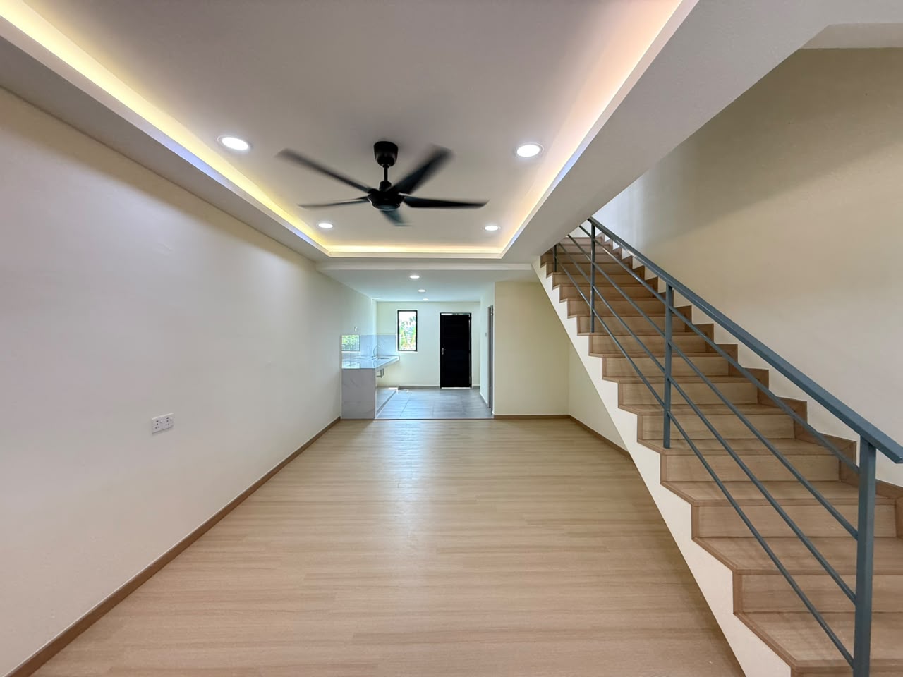 Taman Scientex 2 Sty Terrace,Jalan Kedidi,Pasir Gudang,Renovated image