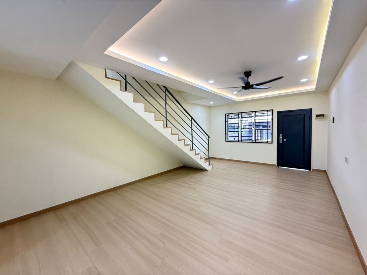 Taman Scientex 2 Sty Terrace,Jalan Kedidi,Pasir Gudang,Renovated image