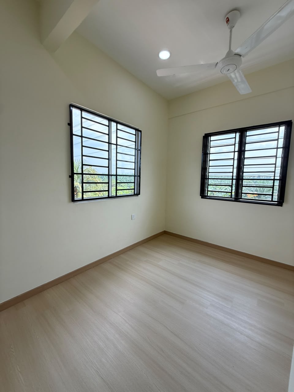 Taman Scientex 2 Sty Terrace,Jalan Kedidi,Pasir Gudang,Renovated image