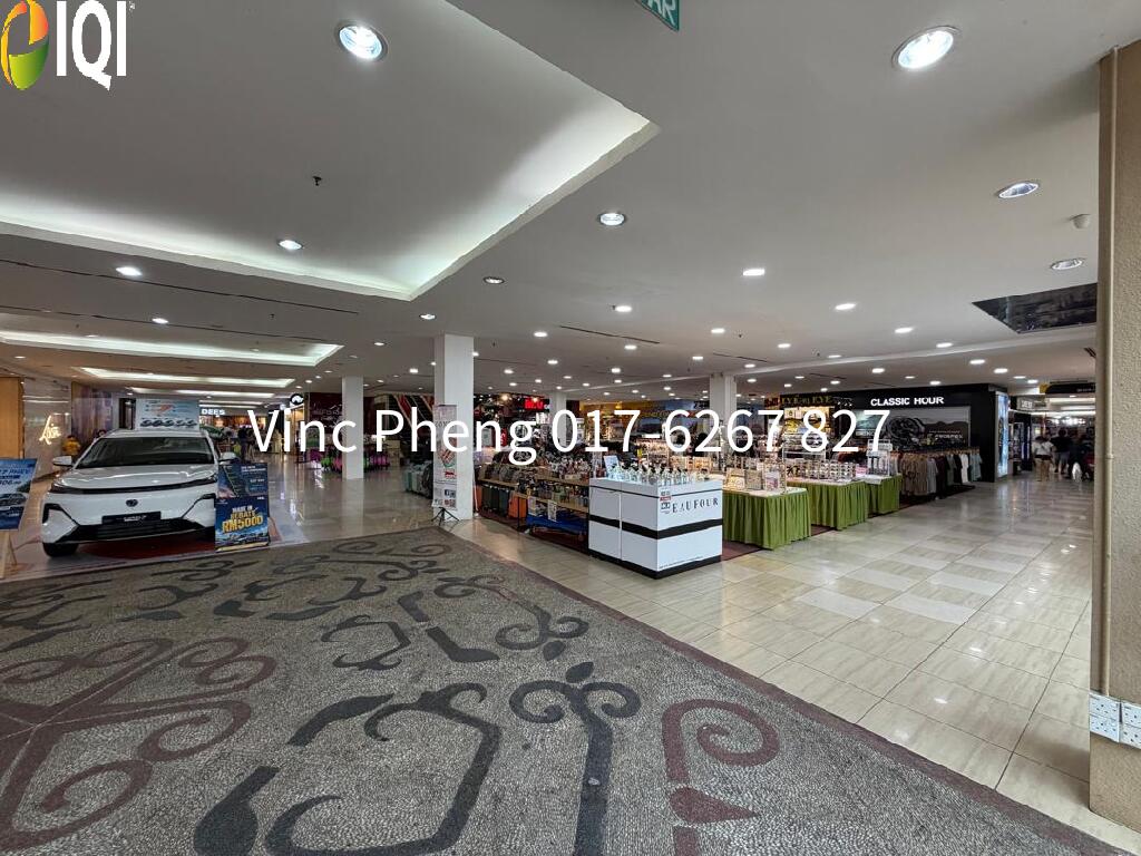 PRIME Retail Lot Near MAIN ENTRANCE For Rent @ Dataran Pahlawan Melaka image