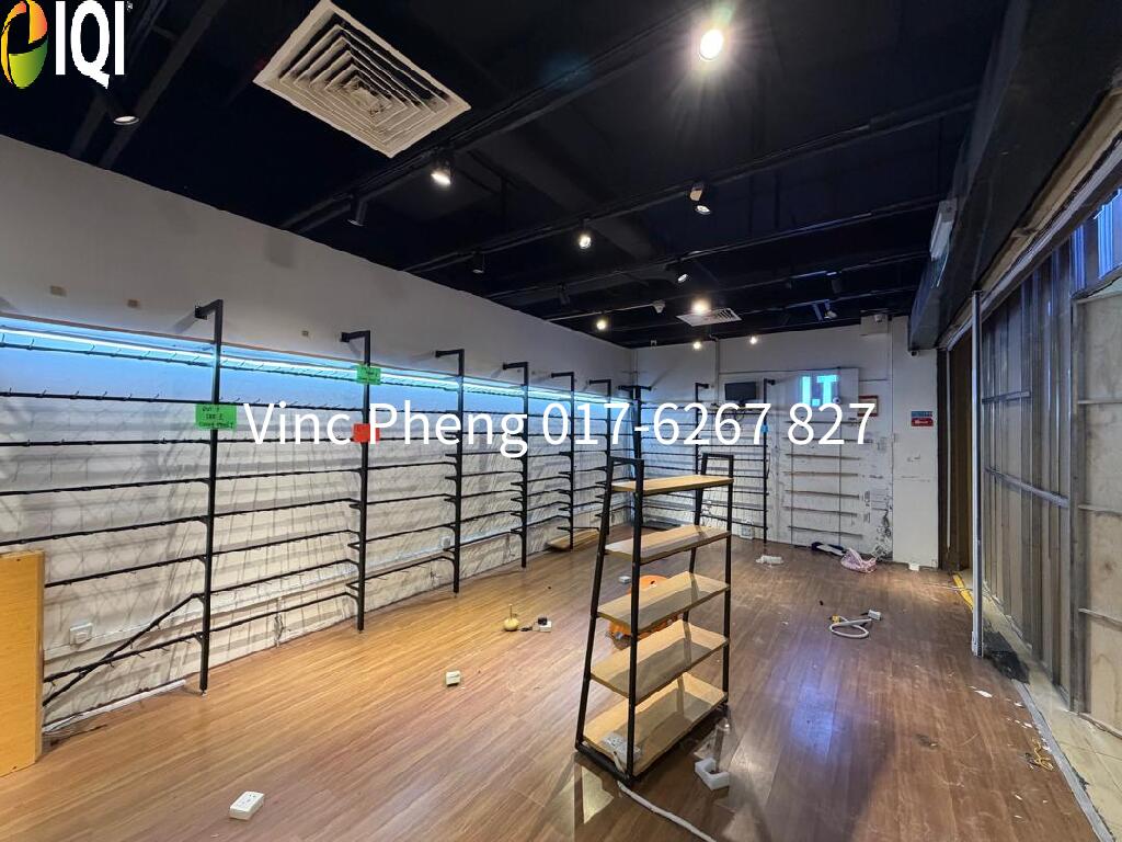 PRIME Retail Lot Near MAIN ENTRANCE For Rent @ Dataran Pahlawan Melaka image