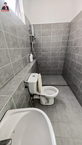 Why Pay RM700+ per sqft? Own This Alam Damai Corner Unit at Only RM490 per sqft image